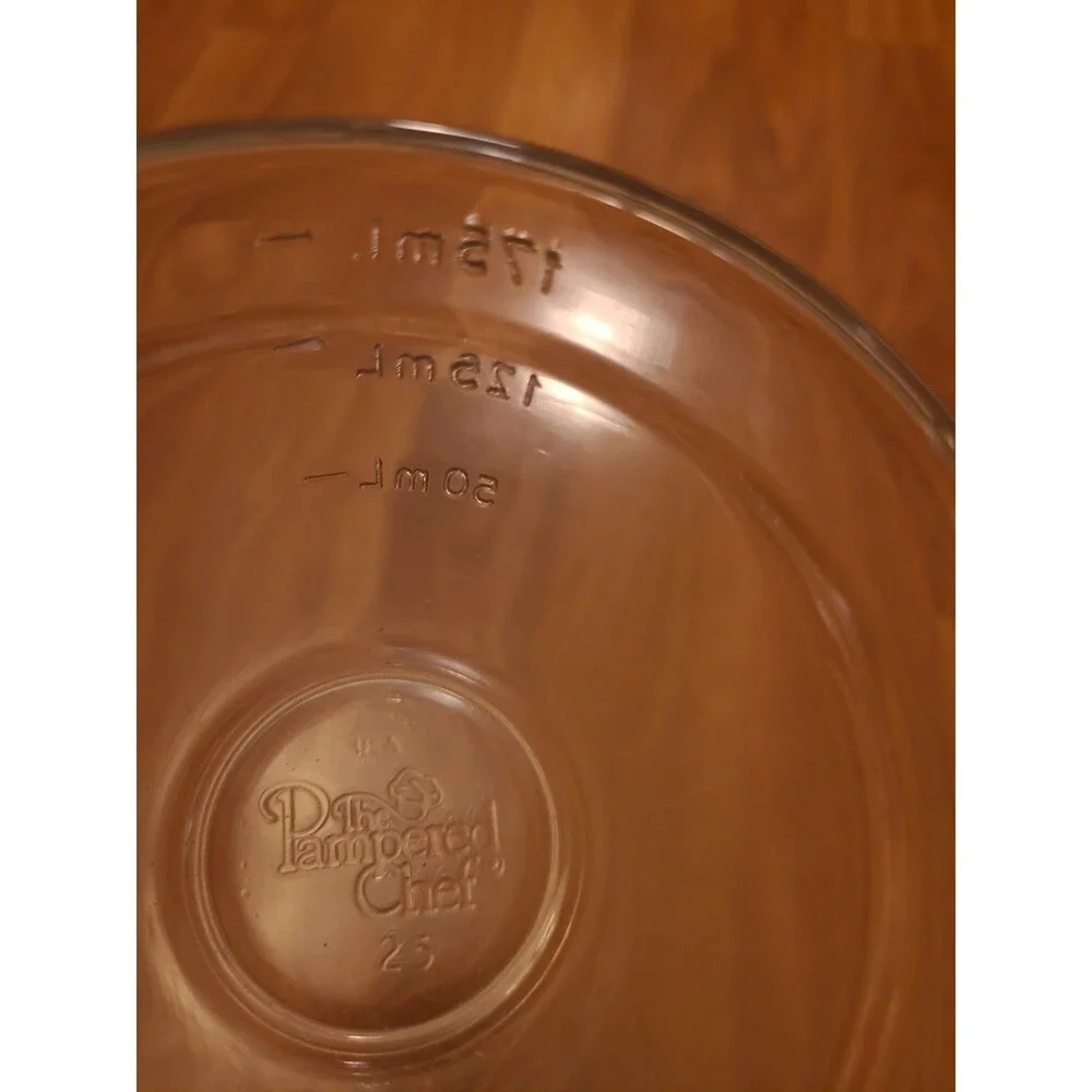 Pampered Chef Glass Prep Bowl Measuring Cup 3/4 C 175 mL